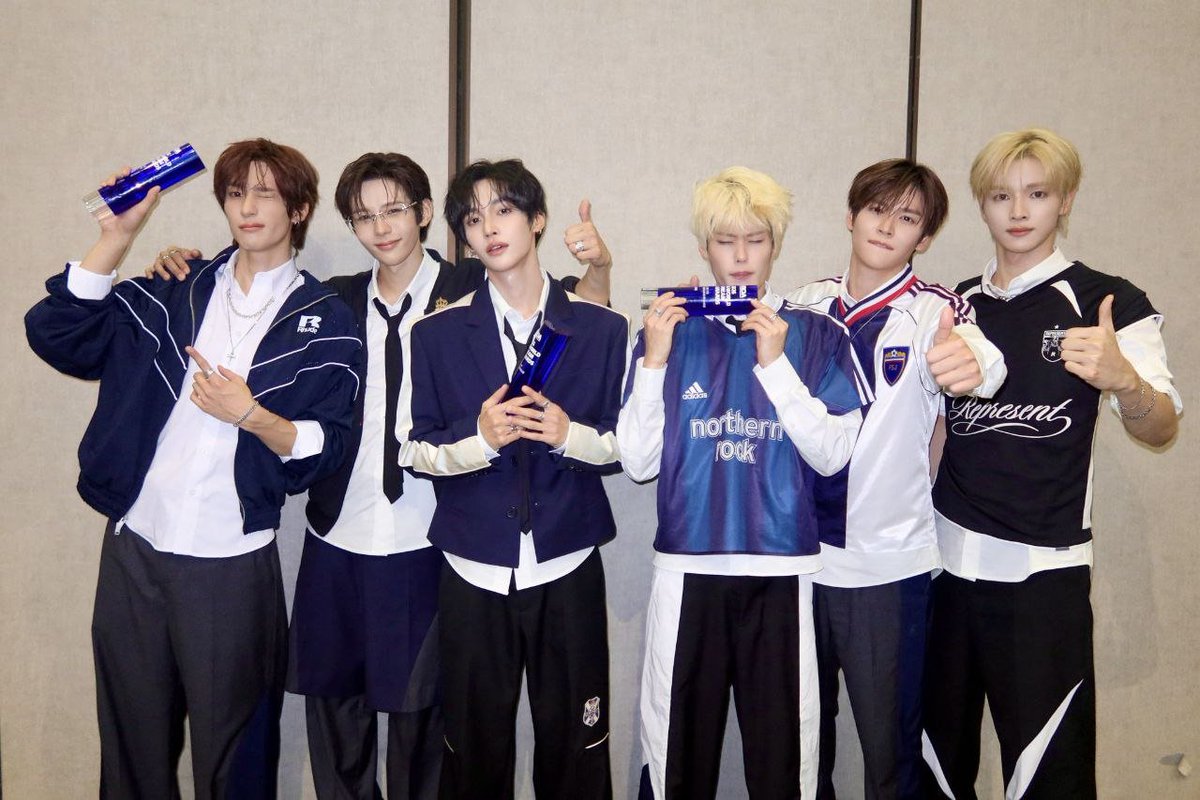 eunseokriizes's tweet photo. 우린 이뤄내. 🏆 https://t.co/K3HcvxEyRB