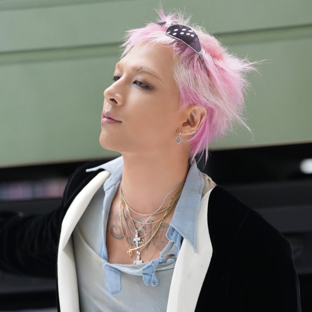 MYSPACEBB's tweet photo. [📈|🌞] TAEYANG ocupou o 6° lugar no ranking de rostos mais bonitos entre artistas coreanos em 2026. 

#TAEYANG  #BIGBANG https://t.co/DRLnAVsF3C