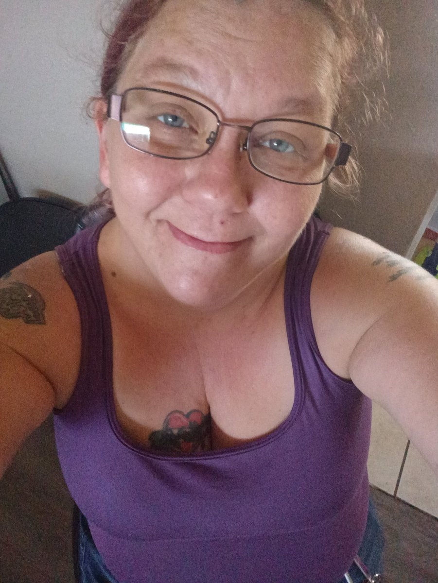 kountryduchess's tweet photo. Trying to decide what to do today https://t.co/YjXil4fvOh