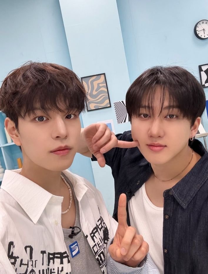 umbrellaa09's tweet photo. Happy birthday COCHINOOO @seungkiiIm 🤍🤍 https://t.co/DTyd9jNRwd