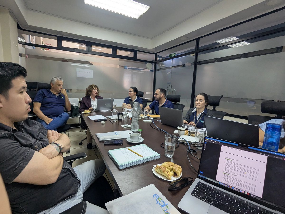 ATUK_ce's tweet photo. Este proyecto es parte de una colaboración interinstitucional entre @ADERASA, @foresttrendsorg y @nature_org que busca impulsar la inversión, implementación y desarrollo de las Soluciones basadas en la Naturaleza (#SbN) para la seguridad hídrica en la región. https://t.co/niSudEE42R