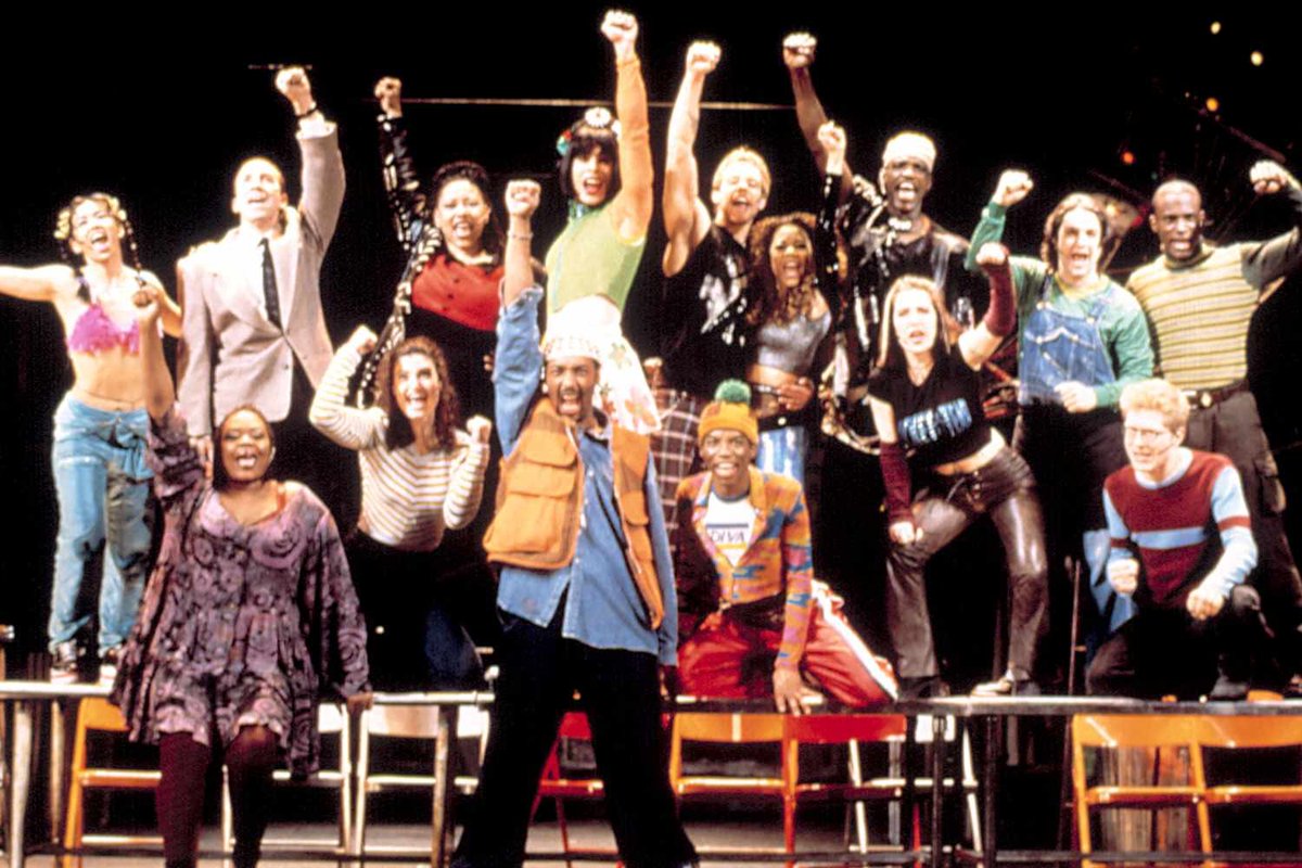 areviewmusical's tweet photo. Membros do elenco original de 'RENT' e de produções ao longo dos anos foram confirmados no especial de 30 anos do musical, que acontece dia 26 de outubro na Broadway. 

Entre os confirmados estão Idina Menzel, Adam Pascal, Anthony Rapp, Daphne Rubin-Vega, Wilson Jermaine Heredia, Fredi Walker, Renée Elise Goldsberry, Natalie Venetia Belcon, Nicholas Christopher, Jordan Fisher,  Ephraim Sykes e Aaron Tveit - só pra citar alguns.