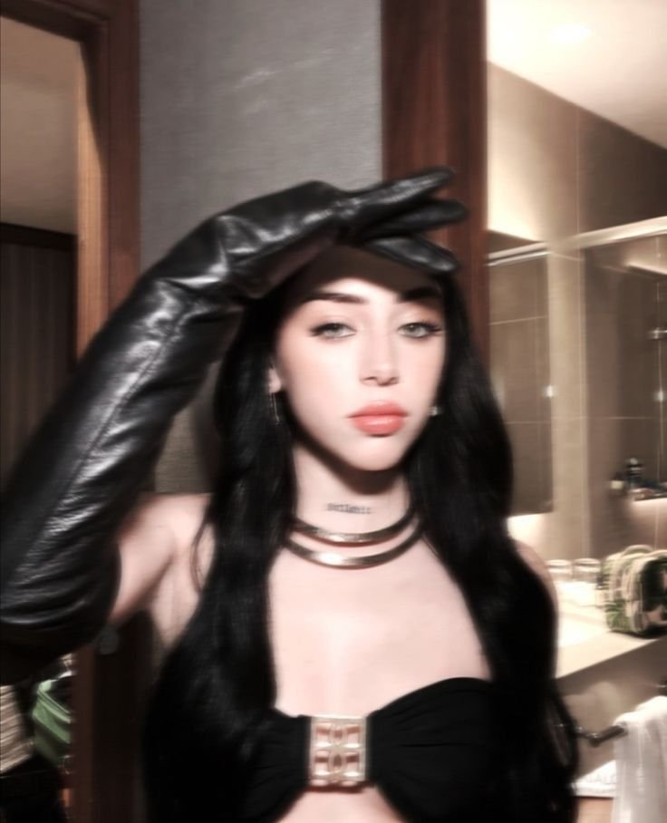 NickiDeniseAlma's tweet photo. POP STAR๐ฆ๐ท๐
ALGUIEN PARA ROLEAR?
๐ DOMINANTE 90%
๐LESBIANA 90%
๐GIRL 100%
#SEXROL #FREEROL #ROL
#POPSATR #ARGENTINA
#NICKI https://t.co/BzjXoueO1p