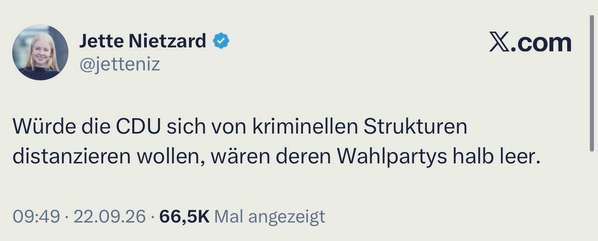 Regendelfin's tweet photo. Bruder hilf mir mal das hier zu verbreiten. Sagt allen euren Leuten, die sollen das teilen bitte. https://t.co/EHCWhicuIA