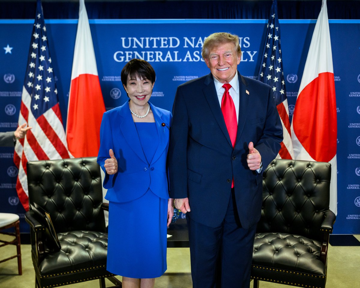 WhiteHouse's tweet photo. President Donald J. Trump and Japanese Prime Minister Sanae Takaichi at the United Nations General Assembly, furthering the strong alliance between the USA and Japan. 🇺🇸🤝🇯🇵 https://t.co/f6oaMGSAfx