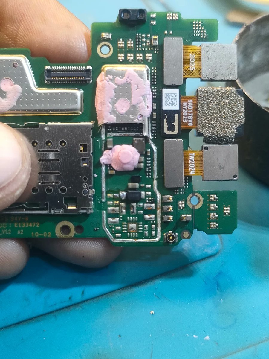 CarollFlan52's tweet photo. Tecno Spark 4 https://t.co/cG0kEg7bR5