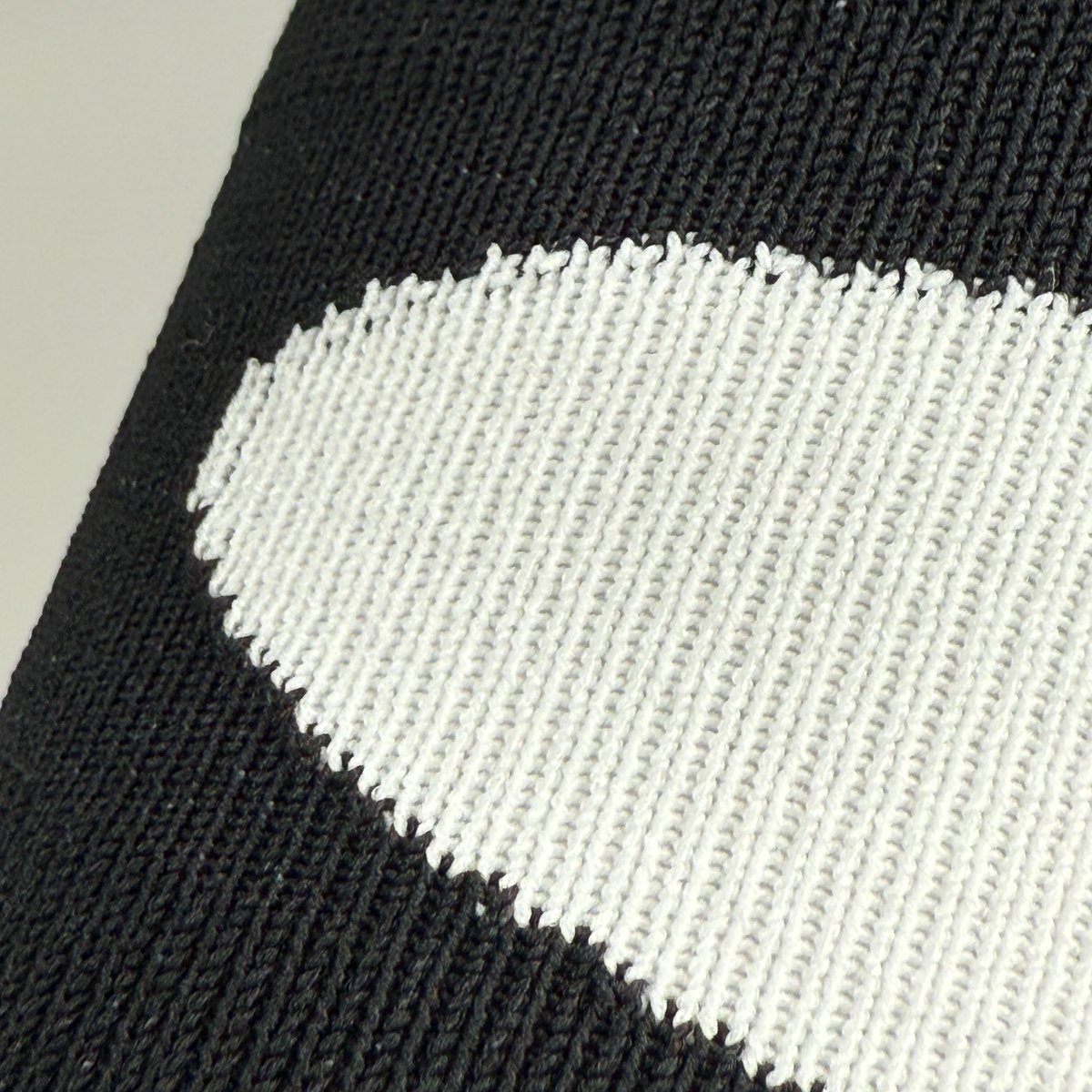 StudioKMD's tweet photo. Details from knit samples developed on our Colosio small circular knitting machine. We're exploring stitch variation and intarsia techniques. Sampling like this allows us to test yarns, structures, and construction methods early in the development process. https://t.co/5VyImZoI4j