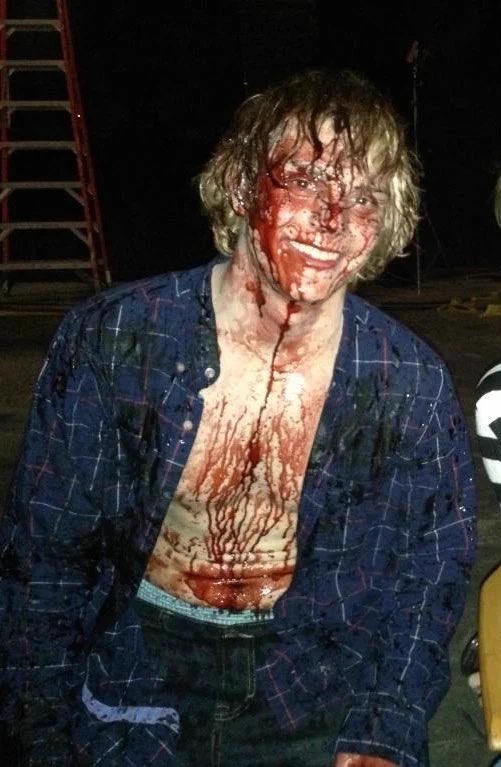 4lifeevanpeters's tweet photo. the category is: evan peters looking hot as fuck covered in blood https://t.co/fCTzOawpo2