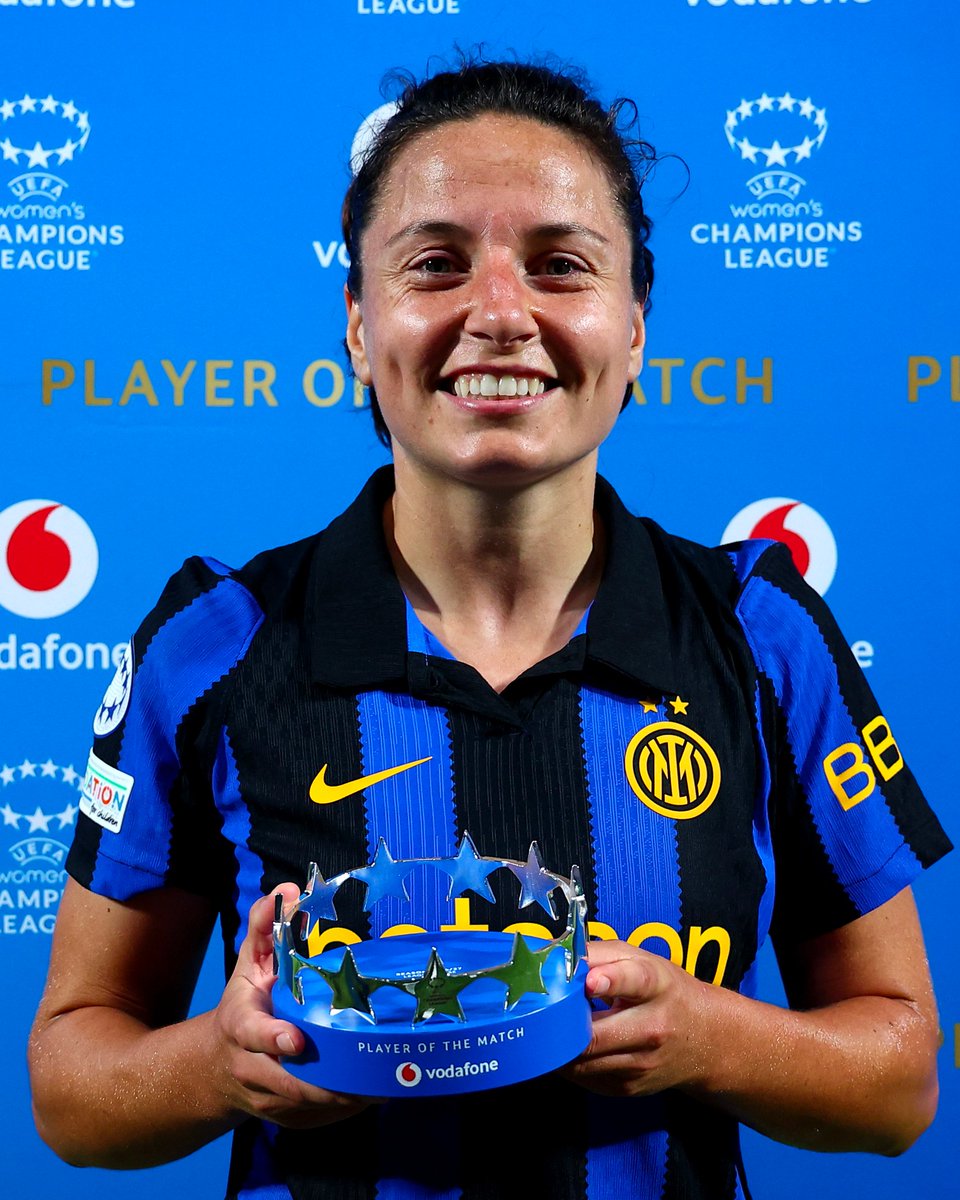 Inter_Women's tweet photo. 𝑃𝑙𝑎𝑦𝑒𝑟 𝑜𝑓 𝑡ℎ𝑒 𝑀𝑎𝑡𝑐ℎ 🌟 https://t.co/TOHpLXrCl5