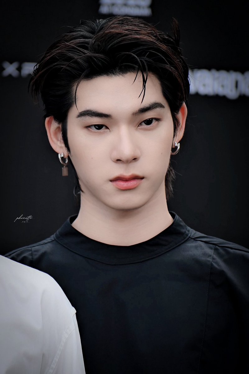 real_pntt's tweet photo. ทดสอบ ios 27 แคปภาพจาก clip แบบ 4K คือโคตรจะจึ้ง ความหล่อแบบโคตรจะชัดตาแตก !!! https://t.co/7QUsVzsSUx