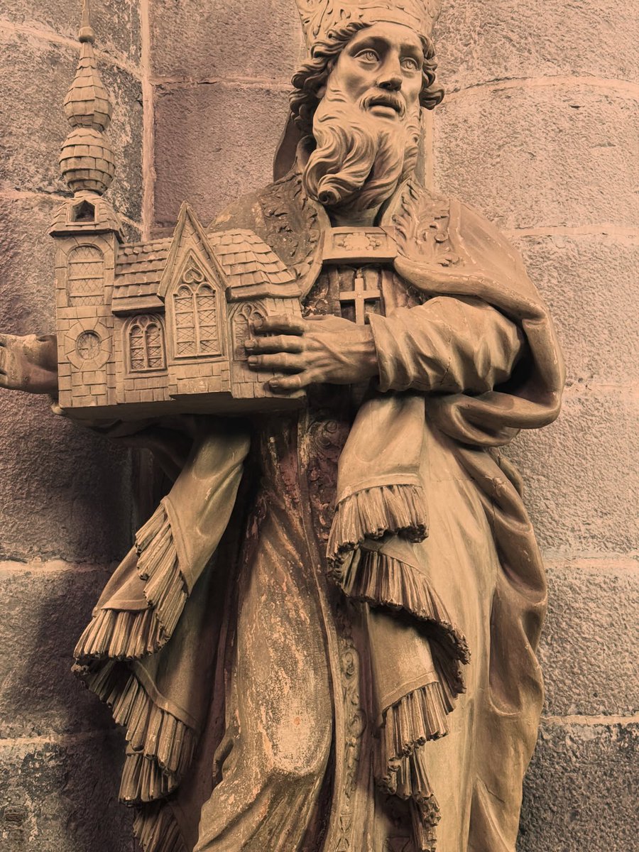 VilmaGephardt's tweet photo. I like old things… they always feel like coming home. https://t.co/qxe61jW3R1