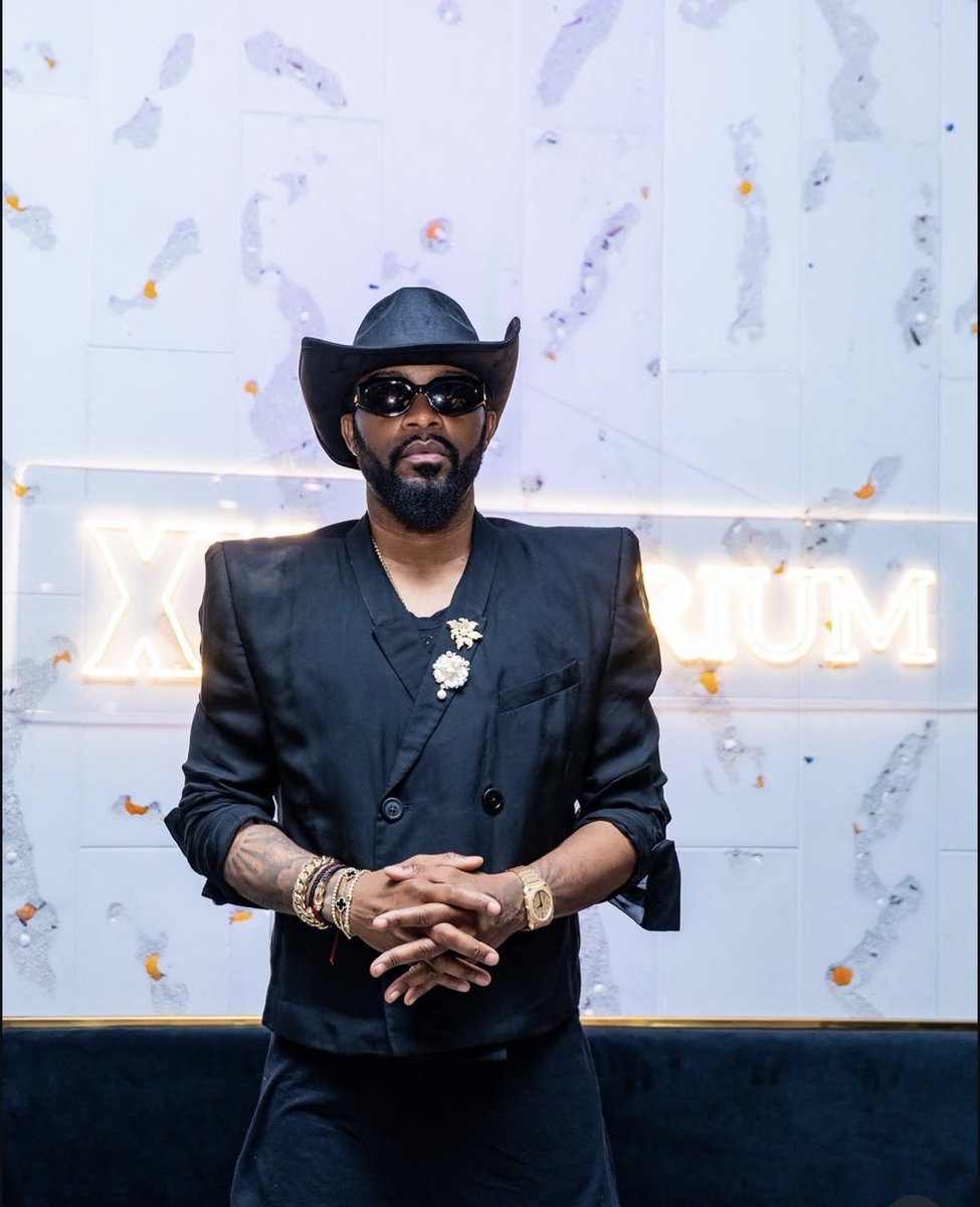 fallyipupa01's tweet photo. DÉLIRIUM https://t.co/9dWBwGvi6p