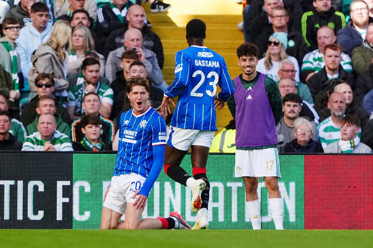 TeamLH44_07's tweet photo. Just noticed this picture from the weekend. Their man Tounekti enjoying the Dons goal 😎🤣🤣 https://t.co/UlholTh2W5