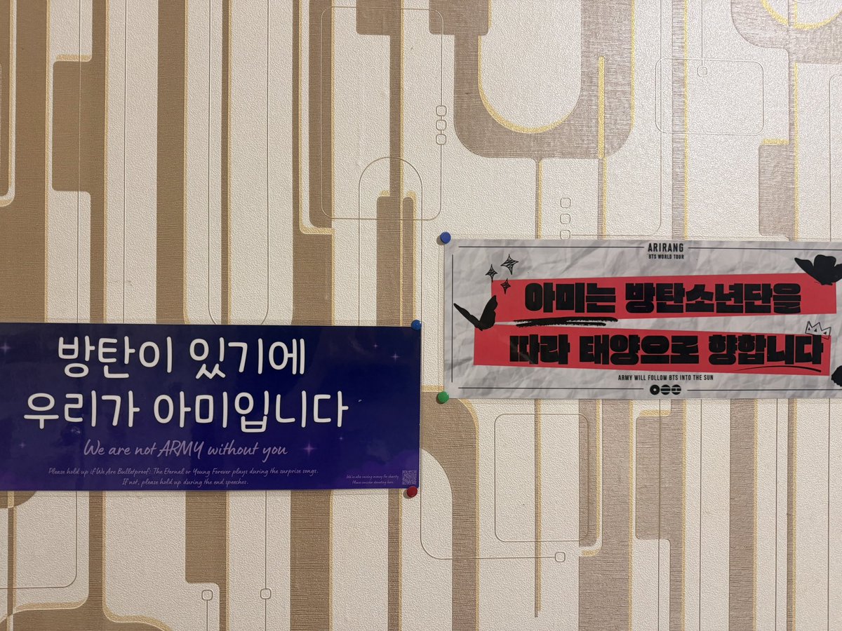 BlackSwan_Angel's tweet photo. @mnibangtan @taevhyungiee I have day 2 banners too 💜 they’re right in front of my laptop to motivate me to work for next concert 🥰… Wembley wait for meeee https://t.co/bxyVcqsdtz