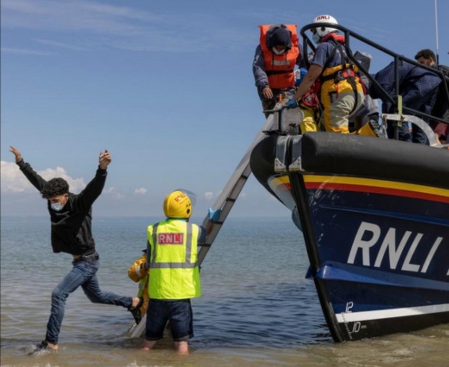 Marcus___007's tweet photo. If, as has been reported, the RNLI have started to turn off their trackers (AIS) to stop the public seeing where they are bringing the invaders, doesn't that make them de facto people smugglers?
And therefore the boats we want to stop? 

The fucking irony. https://t.co/LYOTMiRVBl