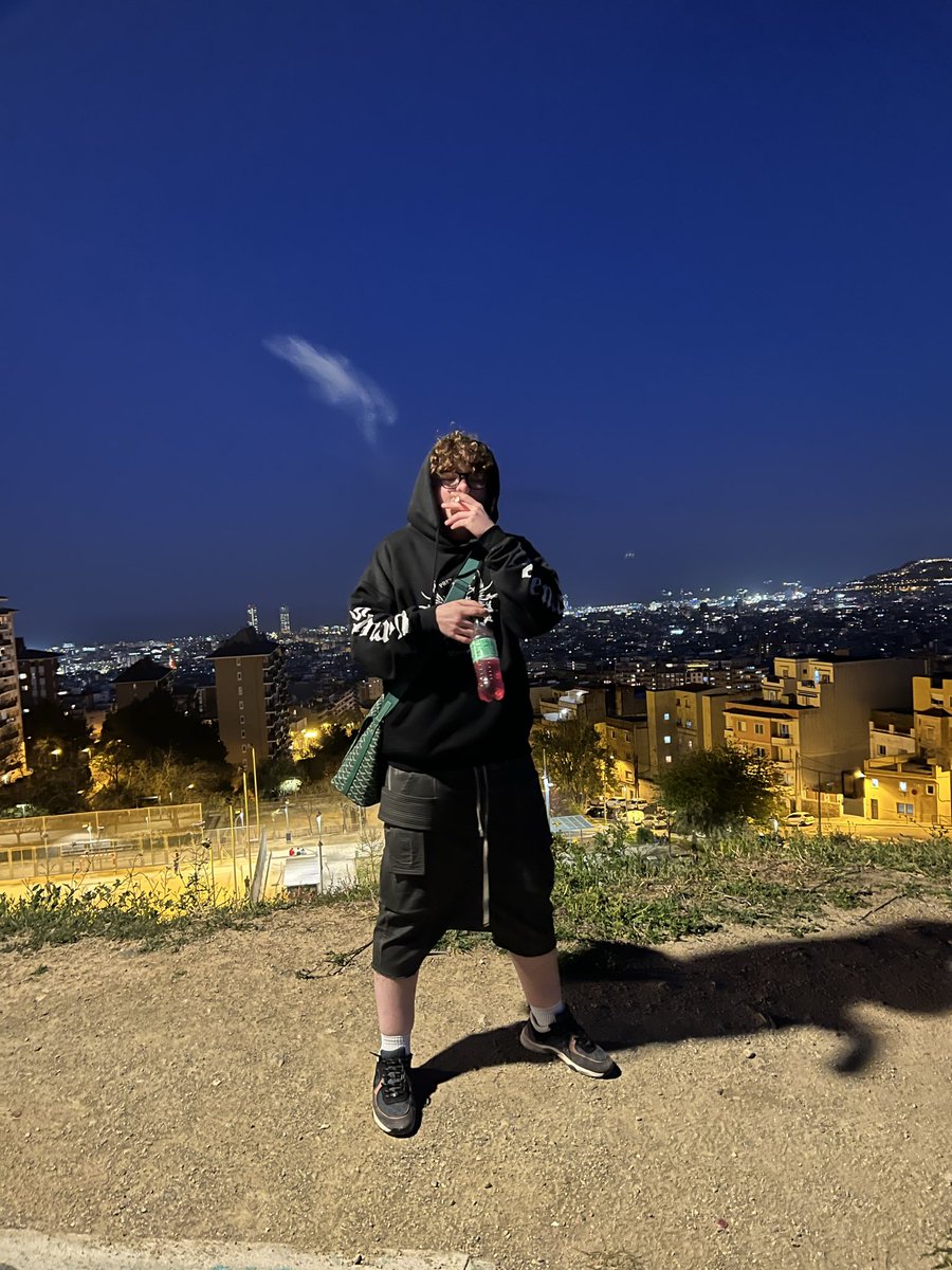 WreckSh1t's tweet photo. Larps4days https://t.co/ouU4i4Cl9p
