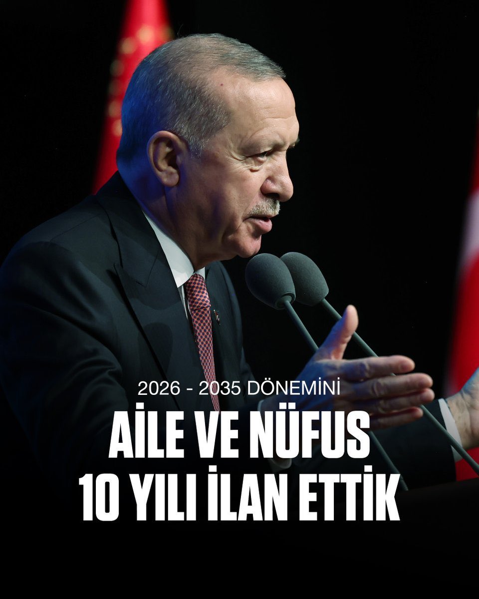 Ahsenpetek1's tweet photo. Öğretmenlerin aile bütünlüğü sağlandığında okullardaki verim ve motivasyon katlanacaktır; İL EMRİ bu yüzden şarttır. #ilEmriAileyiKorur @RTErdogan @burhanduran @hasandogan @EmineErdogan ✏️🌟📚 https://t.co/N8frlKekaA