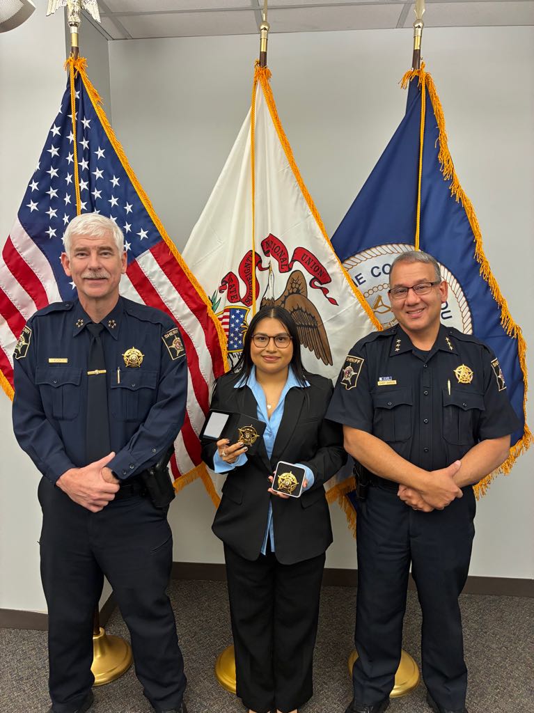 DuPageSheriff's tweet photo. DCSO Welcomes Two New Deputies  https://t.co/4zO8BNm3Fd https://t.co/XgywGGXyyi