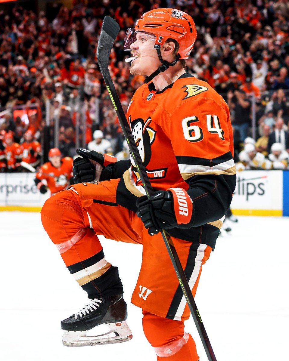 NHL's tweet photo. CAPTAIN GRANNY! 🫡⁣

From the ninth overall pick at the 2010 #NHLDraft to the 10th @AnaheimDucks captain, here is Mikael Granlund's journey! https://t.co/4IUHyPqBWo