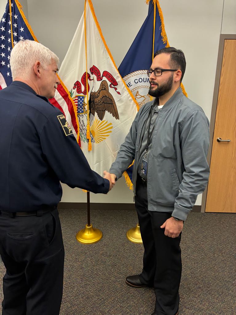 DuPageSheriff's tweet photo. DCSO Welcomes Two New Deputies  https://t.co/4zO8BNm3Fd https://t.co/XgywGGXyyi