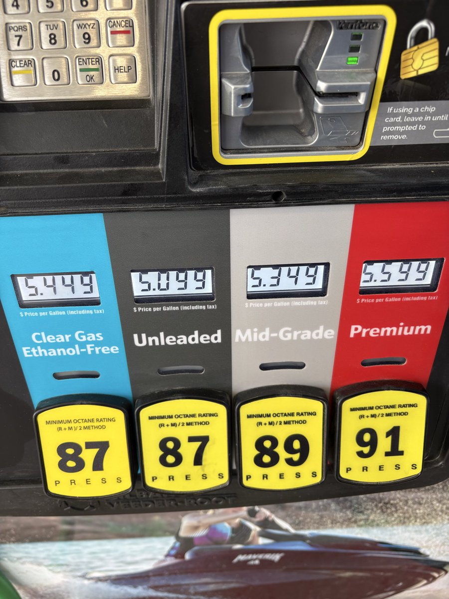 wayofftheres's tweet photo. Boise has passed $5 per gallon. 

Great job @WhiteHouse , doing fantastic work… https://t.co/T88imlUPpS