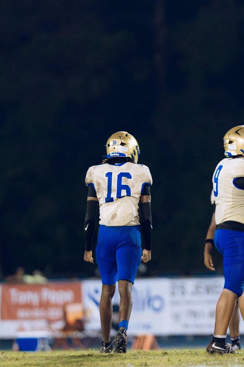antoniosmalls01's tweet photo. Will be in Conway Sc This Thursday sept, 24th for Costal Carolina Vs Liberty thank you Coach @IM_THEEACEWALES for the invite can’t wait to experience this atmosphere @StagsRecruiting @GrantHatchet  @One11Recruiting @DAWGHZERECRUITS @PRecruiting7 https://t.co/2Opu9eUDLZ