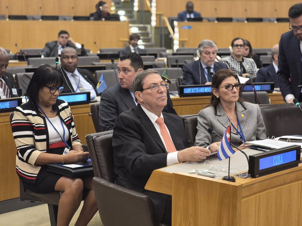 BelkysRamrezSn2's tweet photo. @BrunoRguezP: "El gobierno de EE.UU. resulta incapaz de aceptar que Cuba es, y tiene derecho a ser, un país plenamente independiente y soberano. Ninguna falsedad ni calumnia podrá negar ese hecho". https://t.co/OrAHHCG3AL