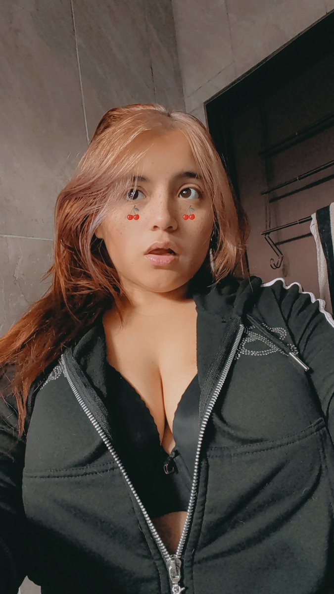 LustDevotee's tweet photo. Just got my period and not feeling slutty and sexy😕 gonna post this cutie pic from earlier on everything to make up for it🩷

See u gooners tmrw🩷

#sfw #fansly #tits #egirl #girlnextdoor #bbw https://t.co/fpMLfkX2vg