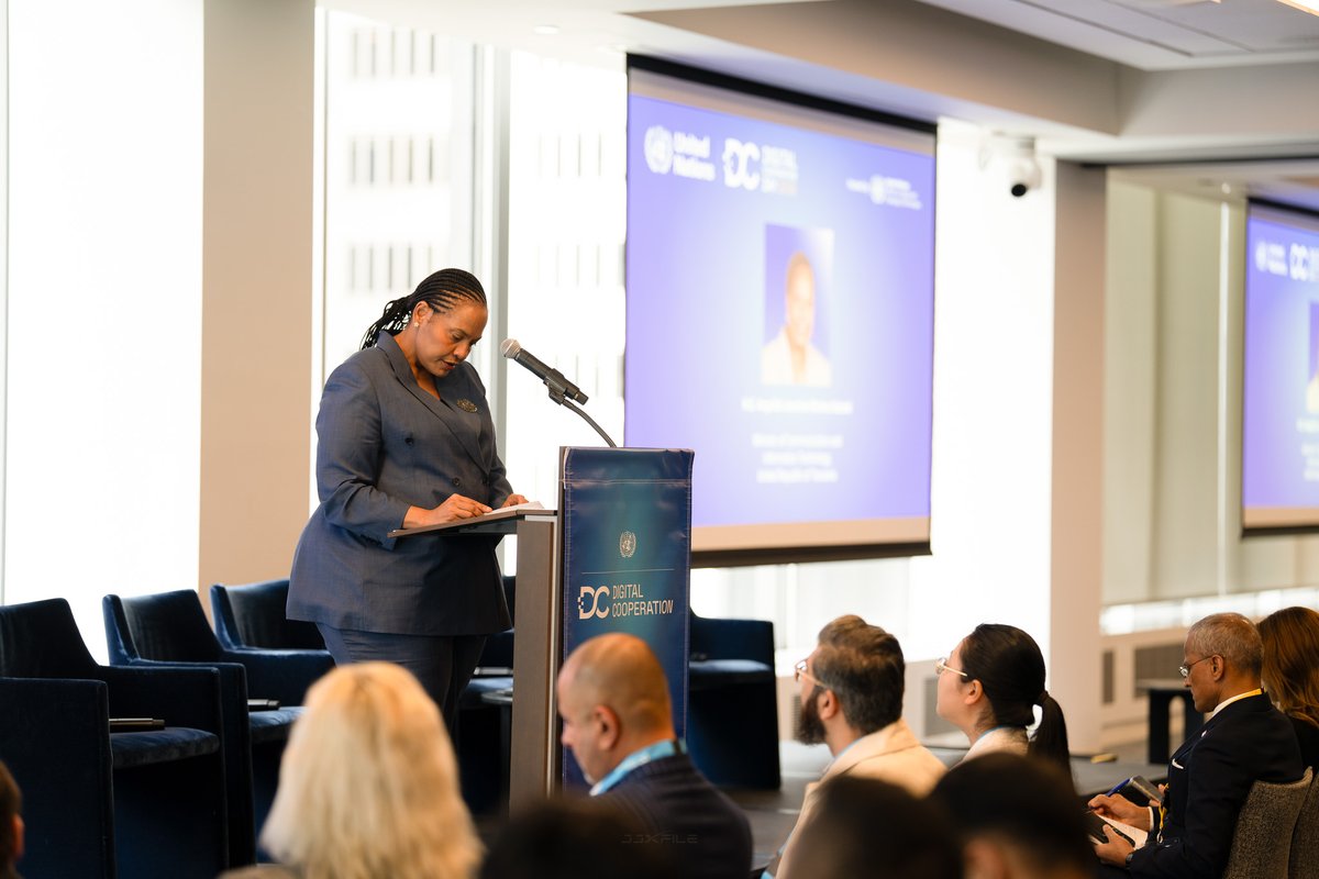 ODET_UN's tweet photo. Tokenisation is moving beyond currency into land, securities and commodities.

At #DigitalCooperationDay, speakers explored what this means for next-gen DPI, sovereign choice and safeguards.

Watch: https://t.co/6y31tiB2kd

#DigitalCooperation #SafeDPI https://t.co/AxvJ8KjtSG