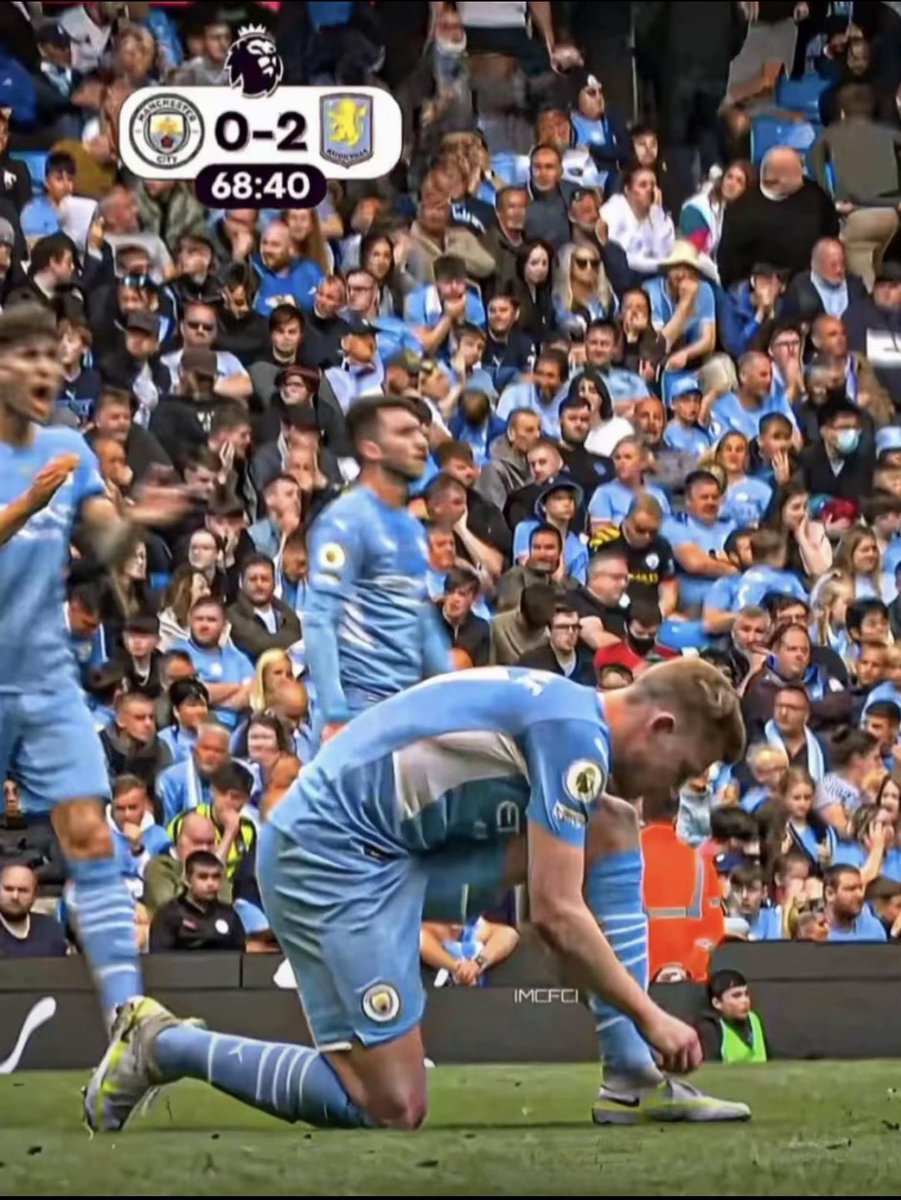 funny_kante's tweet photo. Whenever my kids asks me “what’s the coldest moment in football” I will show them this KDB picture https://t.co/8l9hZkEqeh