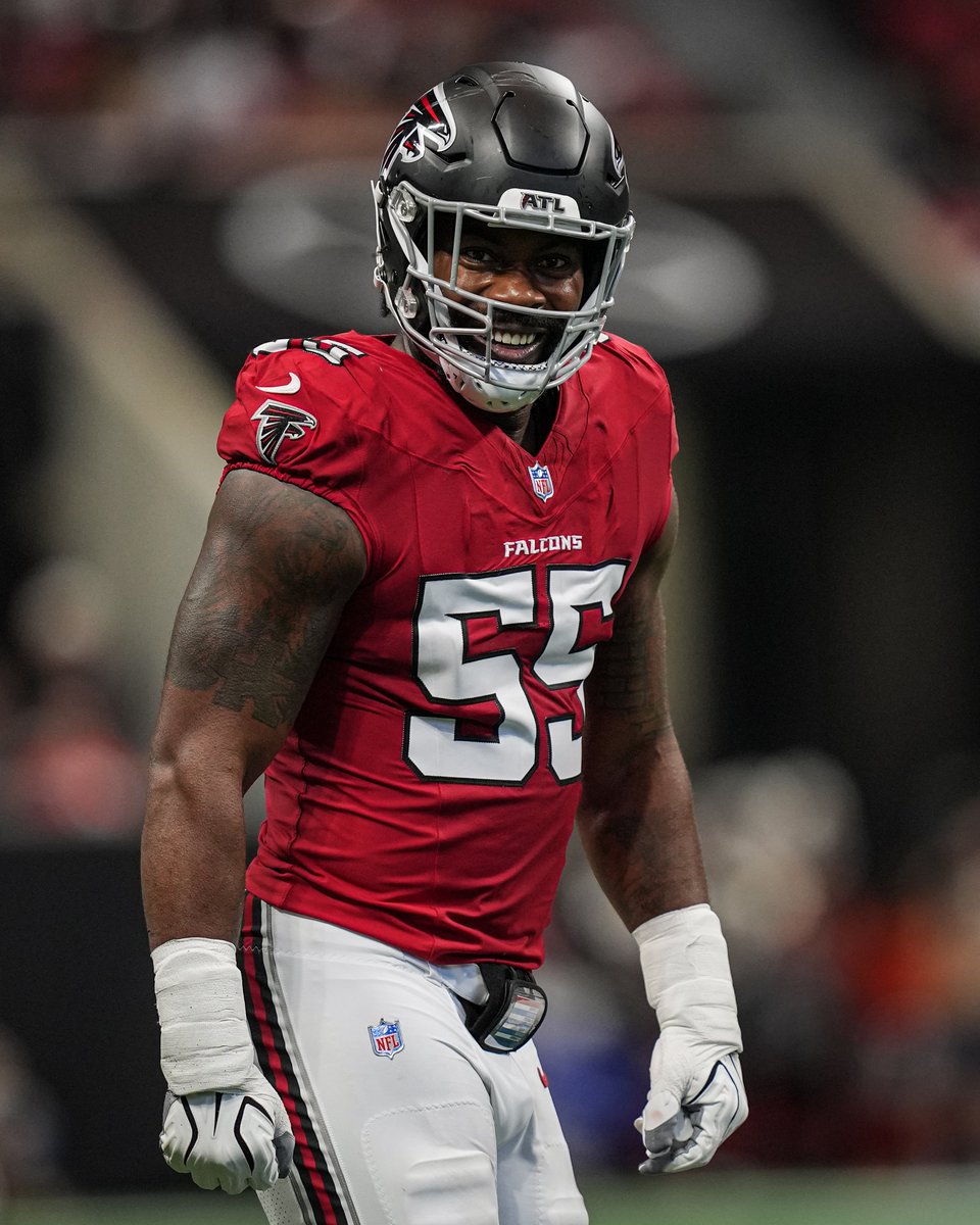 tori_mcelhaney's tweet photo. Za’Darius Smith’s 2.5 sacks are the most by a Falcon through his first two games of a season since John Abraham in 2008 (4). 

Smith is one of two NFL players (T.J. Watt) with at least 2.5 sacks and 1.5 run stuffs this season. https://t.co/pb9s82Zegr