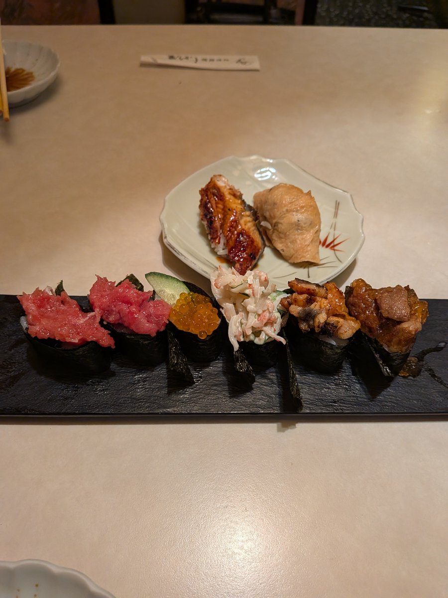 n_nvanson's tweet photo. 今日のディナーは🍣
このクオリティで4000円で食べ放題🤤 https://t.co/uhUA2FVeyt
