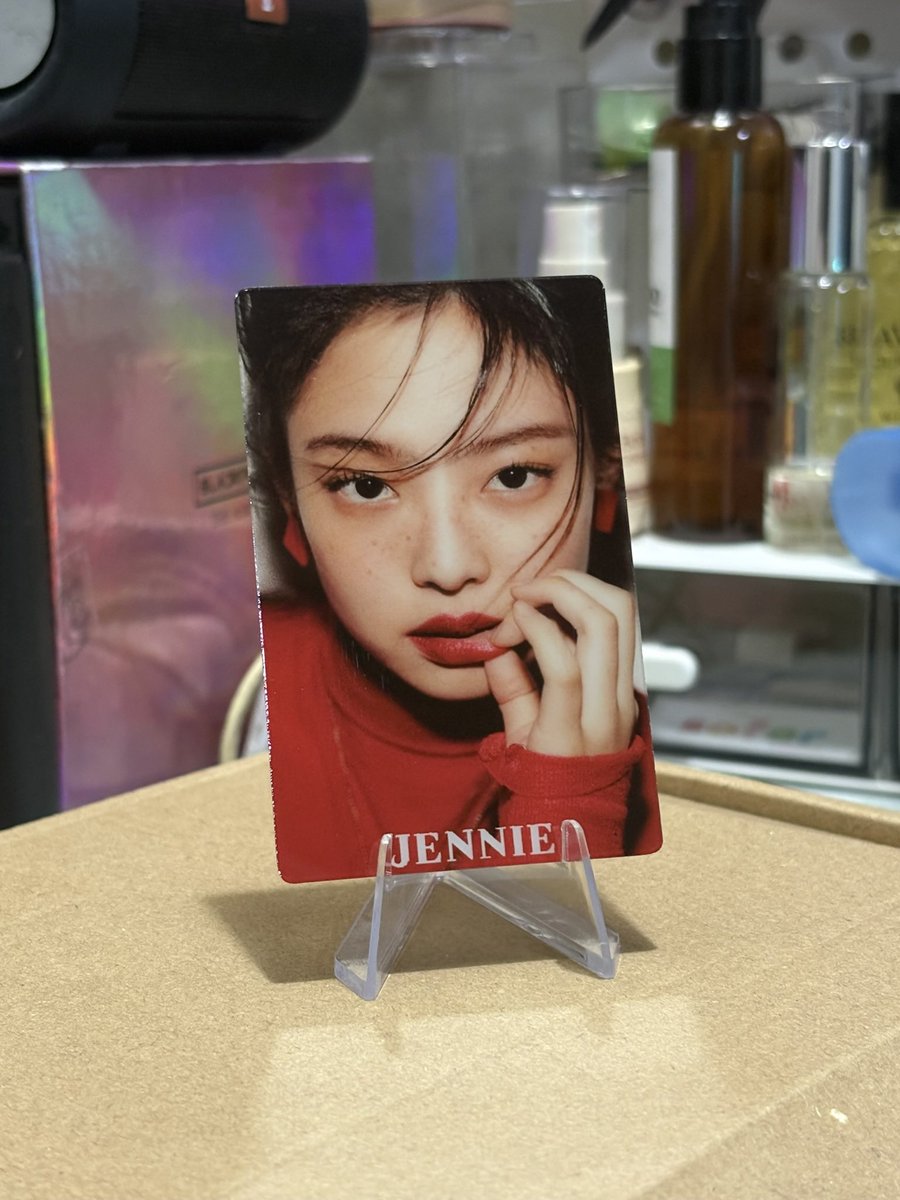 carlocy2's tweet photo. wts lfb ph blackpink (helping a friend)

⋆୨ৎ Jennie SOLO POB (RARE)
💸:  2,500

ᯓ onhand
ᯓ good condi | sensi x
ᯓ no rush shipping
ᯓ reply mine or dm me to claim

⌗ blackpink bp rosé jisoo lisa jennie solo kpopmerch pob rare lenticular ruby mantra fallen angel https://t.co/jD27O0m1PD