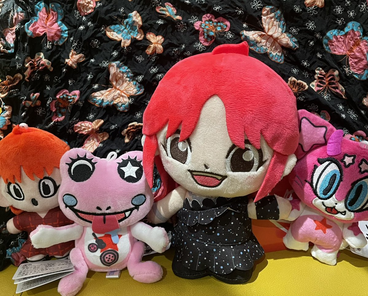 aomusimuimui01's tweet photo. かわいい💖
デカLiSA頭重すぎて全然取れんかったけど、金の力で粘りなんとか取れた🛸✨笑
ピアスまでちゃんとしてて作り細かい!!!

#LiSA #LiSA15th https://t.co/CYmvjFE2fu