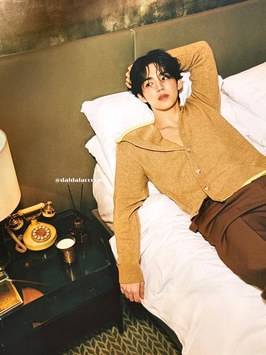 daldalaccoon's tweet photo. Allure Korea 10월호 
#에스쿱스 #scoups #TrudonCollection https://t.co/liimyo8OGG