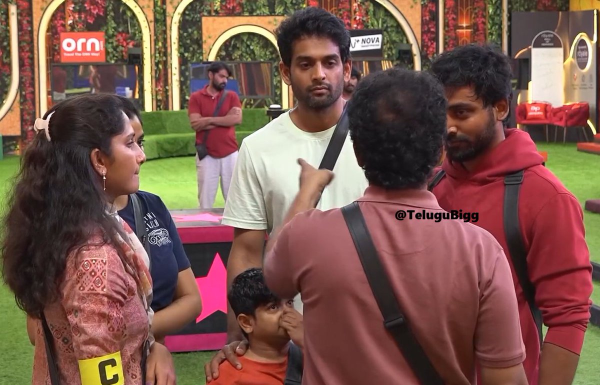 TeluguBigg's tweet photo. The whole gang at one place

#BiggBossTelugu10 https://t.co/l23WD037HV