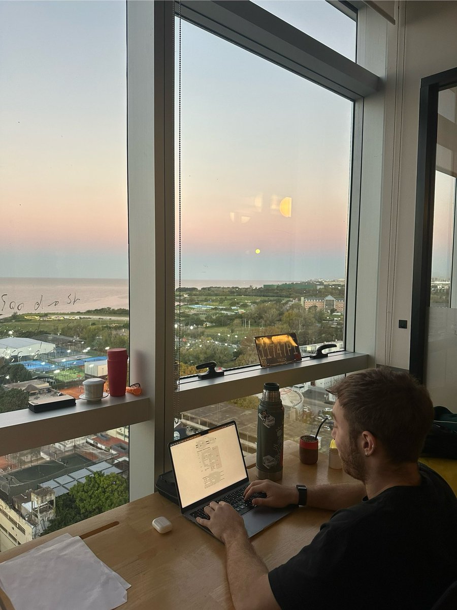 0xmdh's tweet photo. @dorreguinho VILO has always been @wakeuplabs HQ. 🏠⚡️ https://t.co/qNfnbB20bk