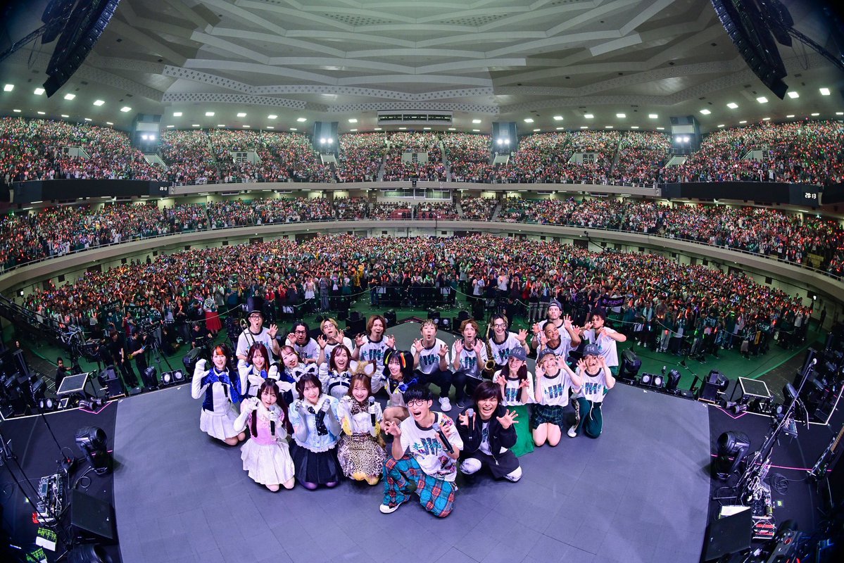 Yuki_Nara_217's tweet photo. #オーイシマサヨシ さん
オーイシ武道館Vol.3

ギター&バンマスで参加させて頂きました🎸
今回のセトリは過去一で凄かった🔥
オーイシさんが本当に凄すぎでした🤣🤣🤣

最高のエンターテイナー、オーイシさんの素敵なステージに参加できてほんと幸せでした😆
最高の景色をありがとうございました🙇‍♂️

#オーイシ武道館