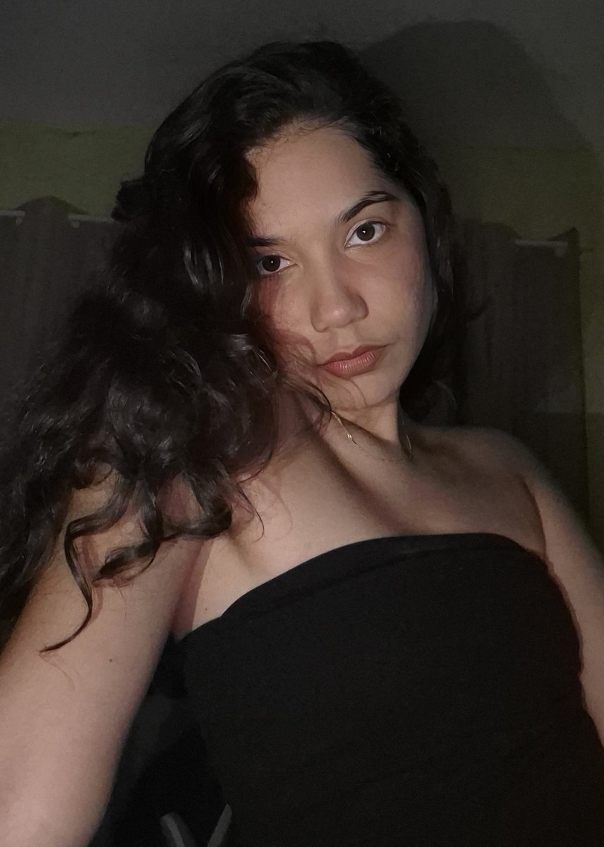 canudomj's tweet photo. pov : vc abriu minha galeria 🌟 https://t.co/XoVP99eFt8