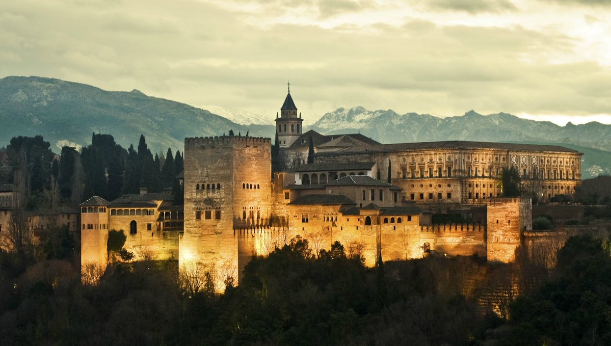 muslimpicture's tweet photo. Alhambra Granada, Spain. https://t.co/HEJp81QQz1