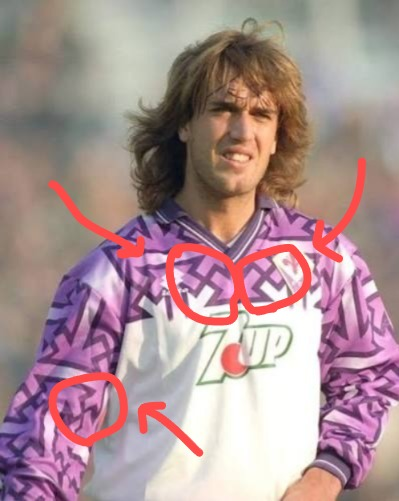 Racingintenso's tweet photo. @TendenciasDepor En defensa de Paren La Mano:
Fue un mal entendido. El pibito quería decir q la camiseta q tenía puesta en algun momento fue sacada de circulacion porque sin querer se formaba la esvástica nazi (error de diseño). 
Pero le ganaron los nervios y se expresó como el culo. https://t.co/KfsKSJw6KP
