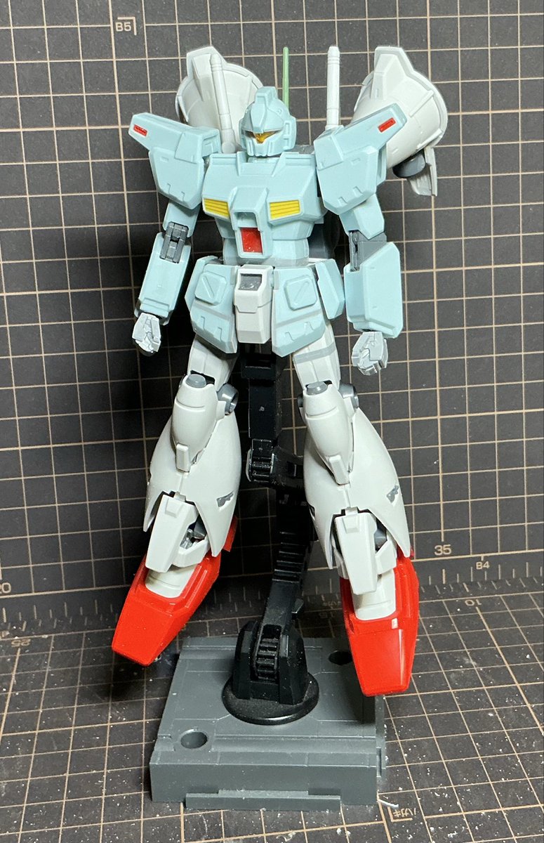ippann_hito's tweet photo. せっかくなので〜

RGM-79N-Fb ジムカスタム高機動型

HGUC 1/144 ジムカスタム　使用

設定や作例でのみ登場するジムカスタム高機動型をミキシングしたものです。プロポーションを細かく直すのが、やっぱり楽しいですね。戦闘機プラモの塗りを参考に塗ってみました。
②
#ことあのガンプラ鑑賞会 https://t.co/U1Bk9hW240