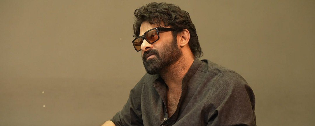 divya14546's tweet photo. @Cinehungamaa_ Prabhas 🔥🔥🔥 https://t.co/cx88RuB8S7