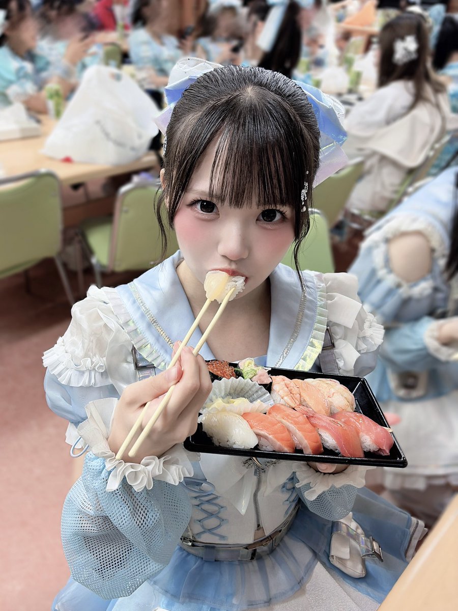 aya_magicalspec's tweet photo. ææ¥ã¯ #SPARK2026 KAMUROã¹ããŒãžã«14:40~åºæŒãããŠããã ããŸãð»â¡
æçµæ¥ãå
šåã§é 匵ãã®ã§ããžã¹ãã®ã©ã€ãèŠã«æ¥ãŠããããå¬ããã§ãïŒäŒããã®æ¥œãã¿ã«ããŠãã( áµÌŽÌ¶Ì·Ì€â§Ì« áµÌŽÌ¶Ì·Ì€ )ð
#ããžã¹ã https://t.co/rPSR0H4BvE