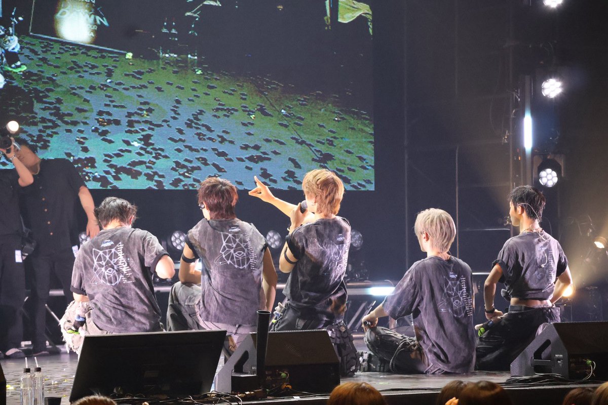 MKS_1003's tweet photo. 🐺💞

#LYKNDuskAndDawnxOsaka 
 #LYKN    @LYKNofficial https://t.co/LoTQVOkR4p