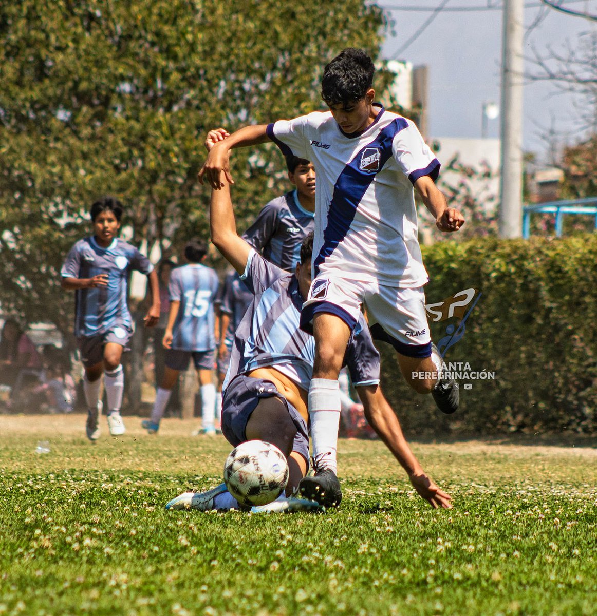 SiempreConVosJA's tweet photo. #DivisionesMenores🏆 | #CopaDeOro

[Fecha 3]

📌 5ta: #JuventudAntoniana 1 - #GyT 2.

⚽ (Lázaro Mercado -p-)

📌7ma: #GyT 0 - #JuventudAntoniana 0

📌 9na: #GyT 2 - #JuventudAntoniana 1.

⚽ (Valentino Lunda)

#VαɱσʂAɳƚσɳιαɳσ💪 https://t.co/76ruHAhxzx