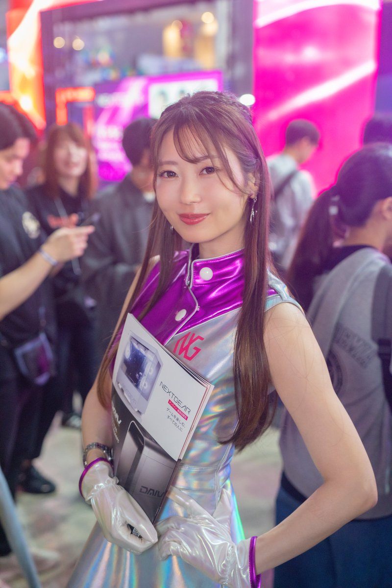 ___ryqqz's tweet photo. 2026.09.20
東京ゲームショウ2026
GTUNEブース 
長田まい様 @osadama_i 

笑顔がとても素敵な方でした！！
敬礼が可愛いです🤤

撮影させていただきありがとうございました！📷
 
#TGS2026 https://t.co/3v5BAaYEMd