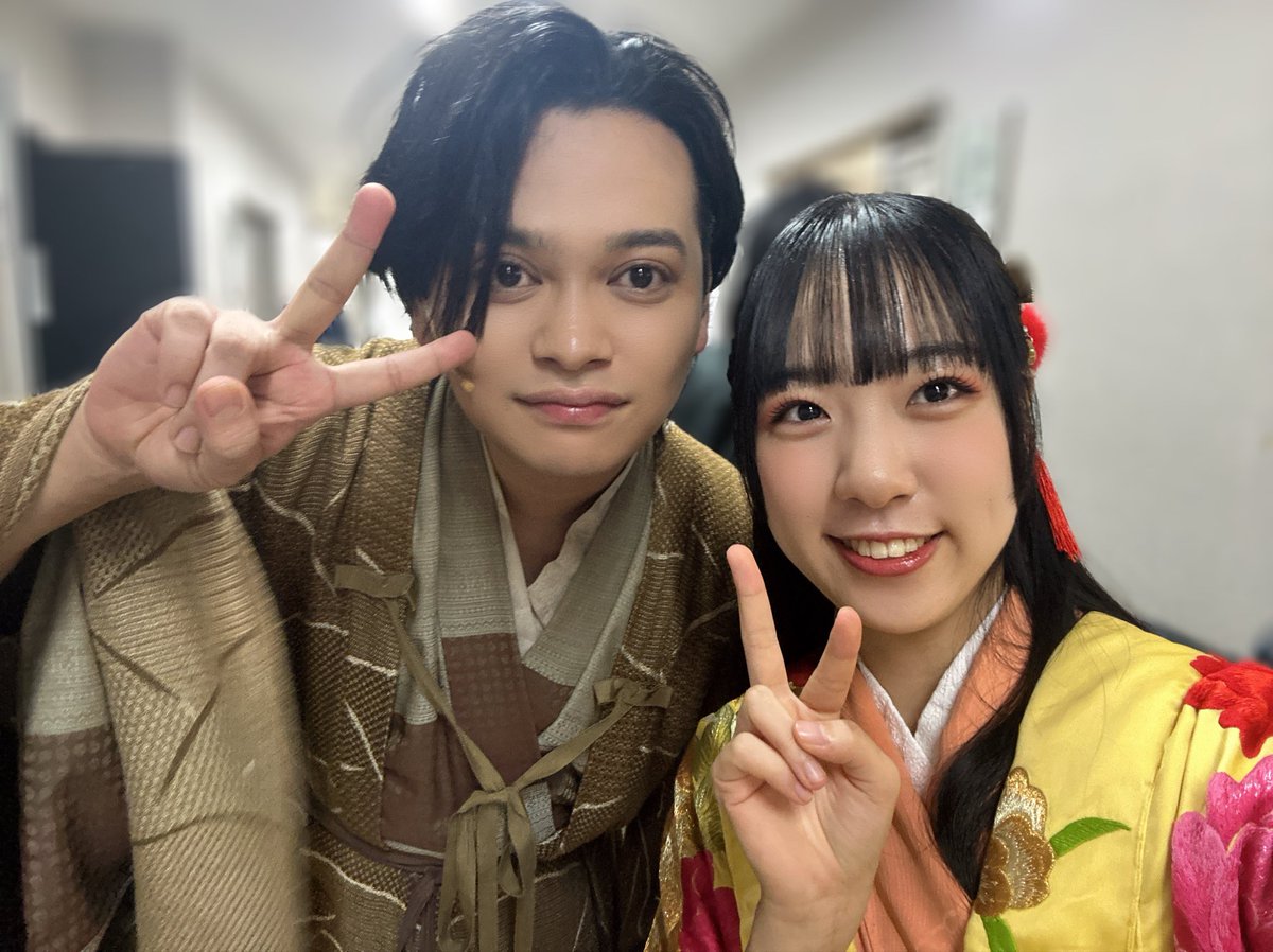 azukikato's tweet photo. #朧ミュ2026 #朧炎ノ刻
上栗さん、岩崎さん、宮部兄さん、心さんと📸
私は刀を握っていなかったので戦ってる皆さん稽古場から口開けて見てました、本当にすごい、、文字数制限なのでALTへ、、web版で見てくだい泣 https://t.co/uZHYZWKKi6