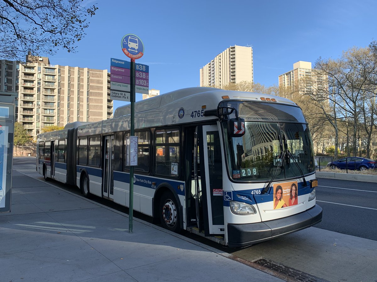 RegionalPlan's tweet photo. Today is #WorldCarFreeDay! 

Whether you walk, bike, or take transit, today is a great day to think about how we can get around without cars. https://t.co/C2ofrBt2Lm