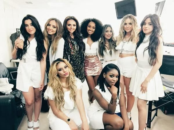 sicagalaxy's tweet photo. esse é o snsd? nao conheço muito https://t.co/8dmSH9iNaw